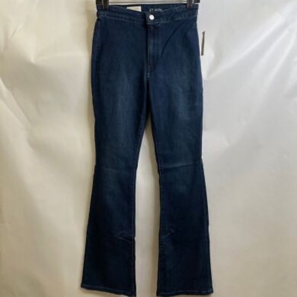 Brand New PILCRO CLEAN HIGH-RISE FLARE JEANS - Picture 9 of 11